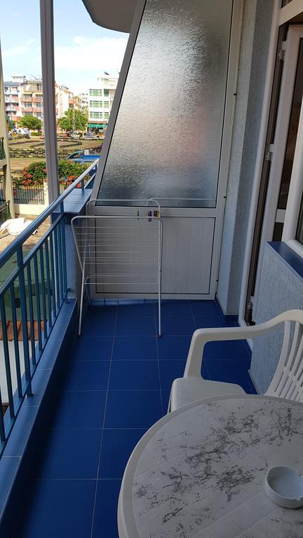 Ivanovi Guest House Primorsko Exterior photo